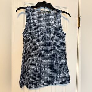 Eddie Bauer sleeveless dress top. Blue & white. In good condition. Size XS.